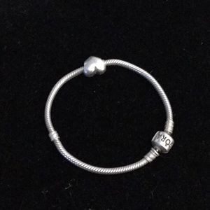 925 pandora heart charm bracelet with barrel clasp